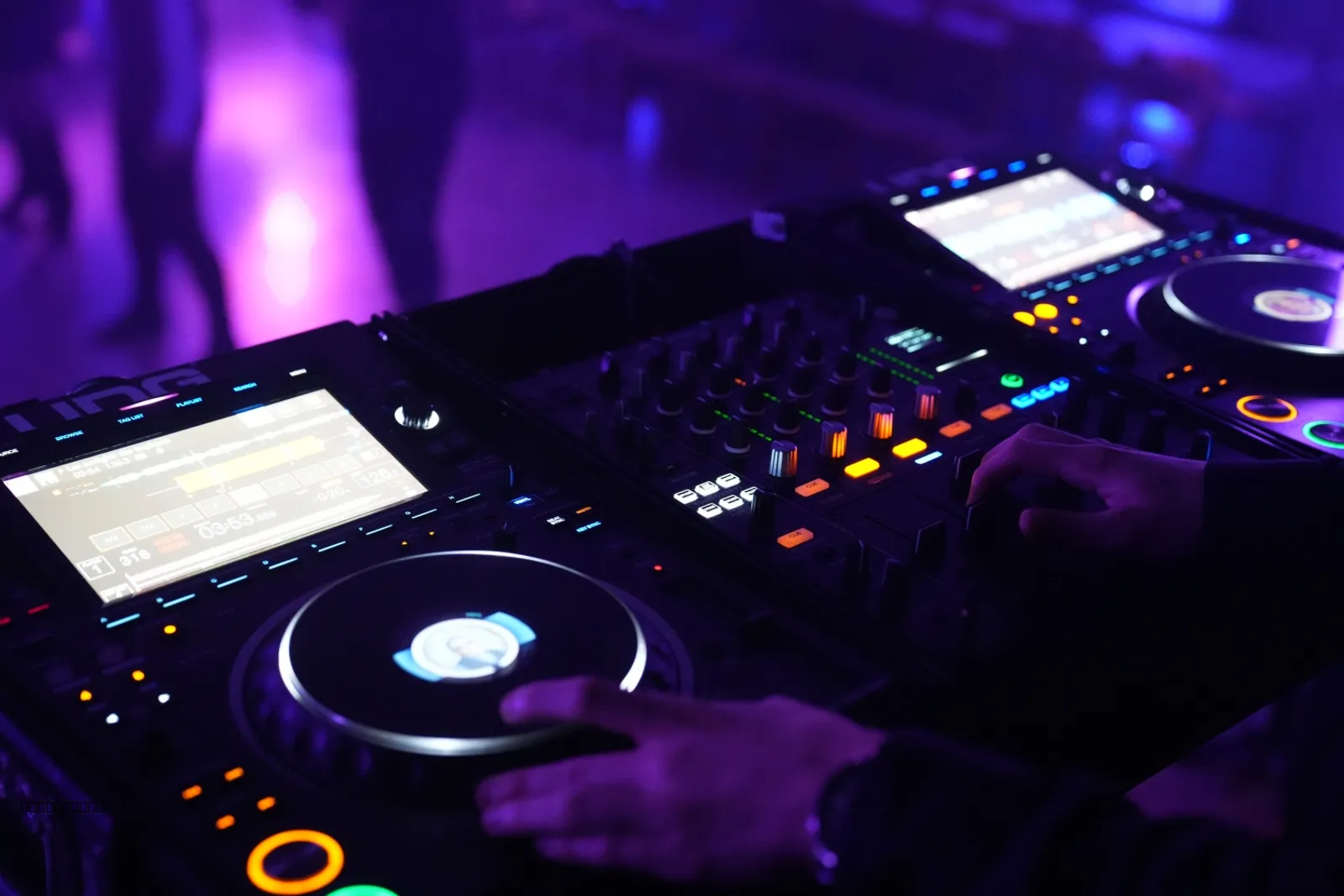 DJ Lounge cocktail