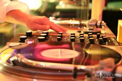 Photo de Bar à Vinyle - Animation à Combourg