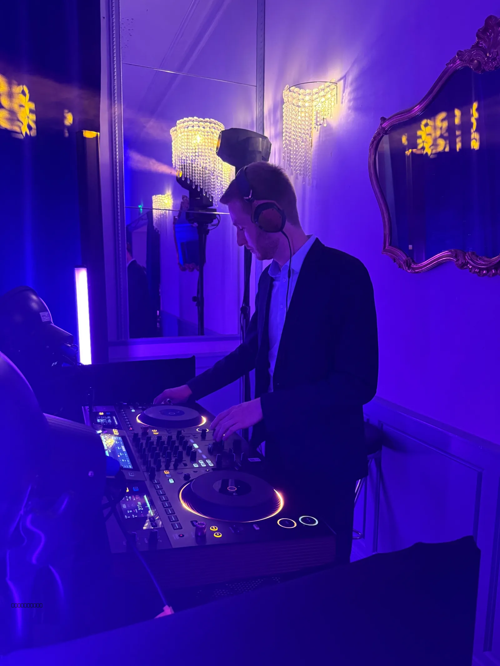 DJ Lounge cocktail - photo 2